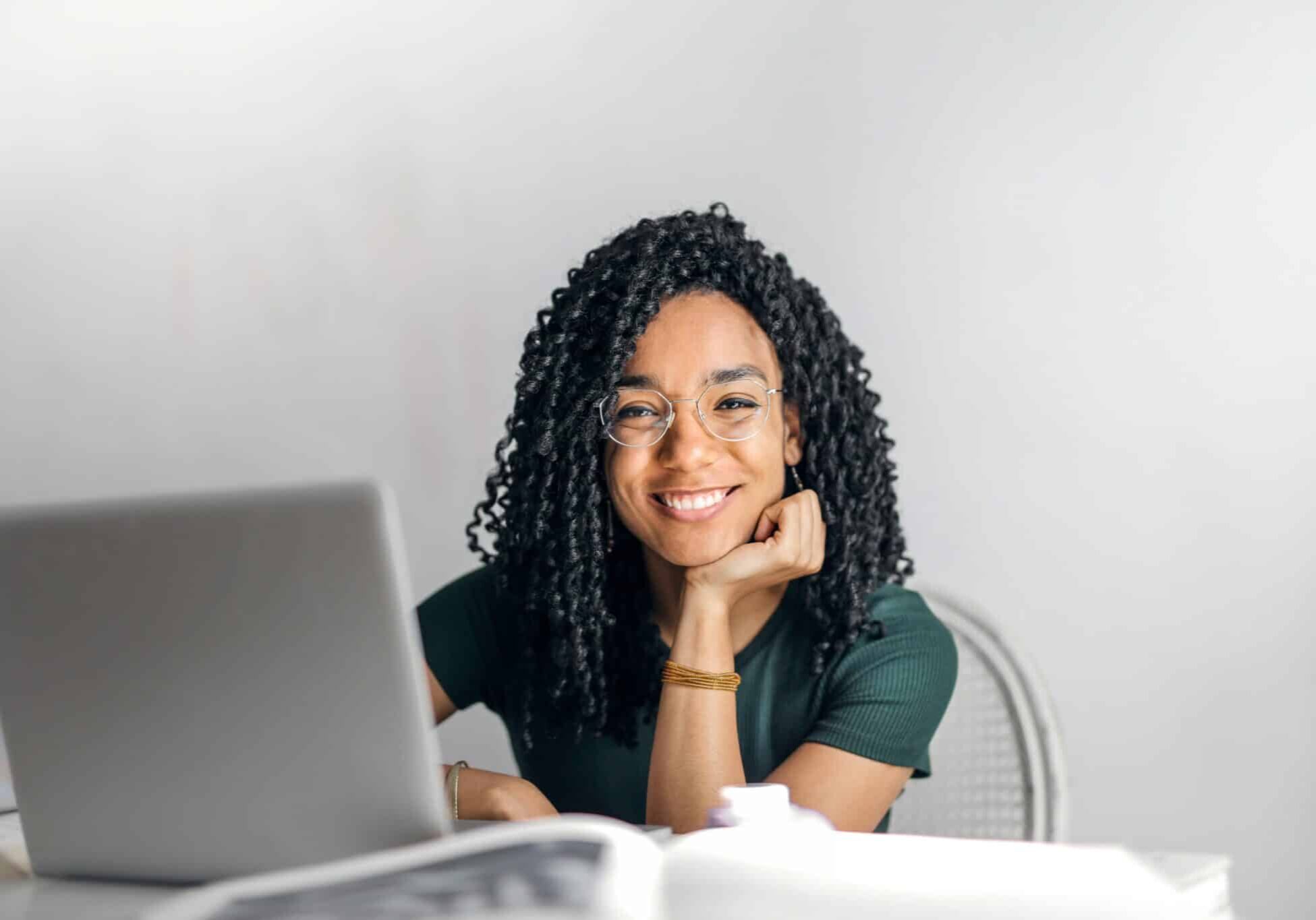 Business Woman Working On Laptop